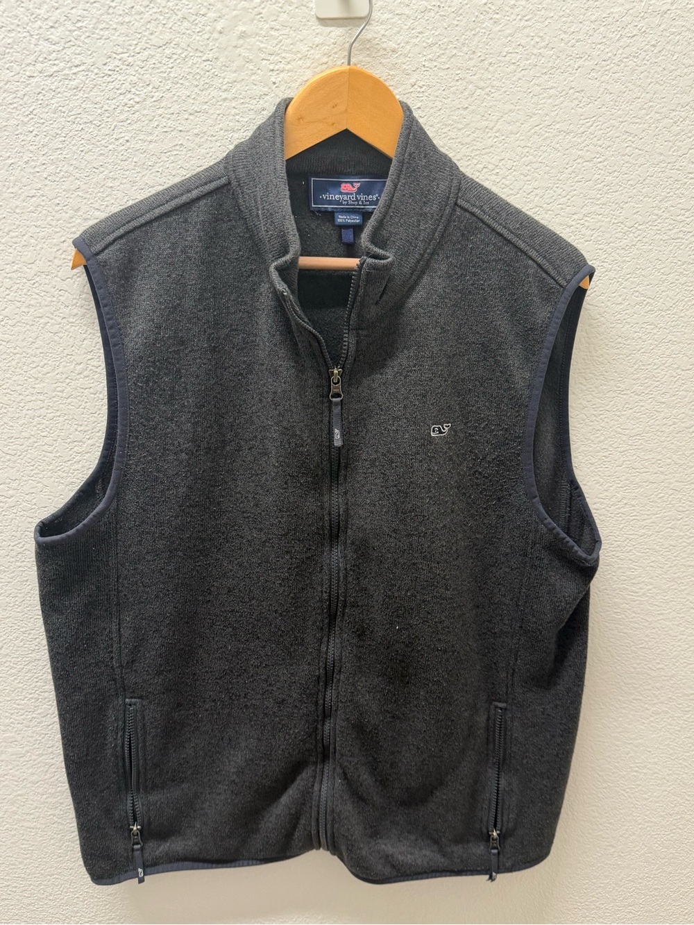Vineyard Vines Men's Graphite Sweater Fleece Vest